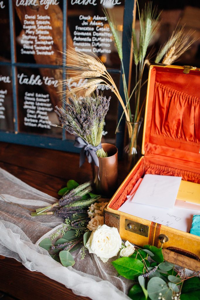 Fall wedding, lehigh valley wedding, golf course wedding, rustic barn, lavender, wheat, casual, laid back, floral details.